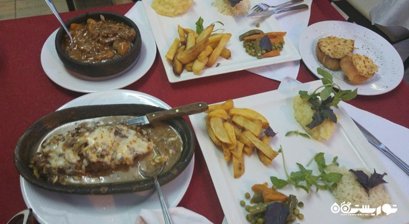 رستوران رستوران گلدن بویز شهر کوش آداسی 