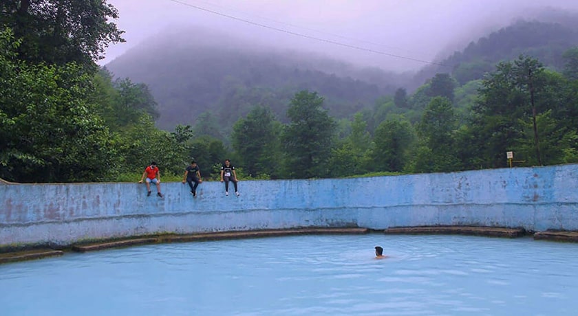  چشمه آبگرم ازرود بابل شهرستان مازندران استان بابل