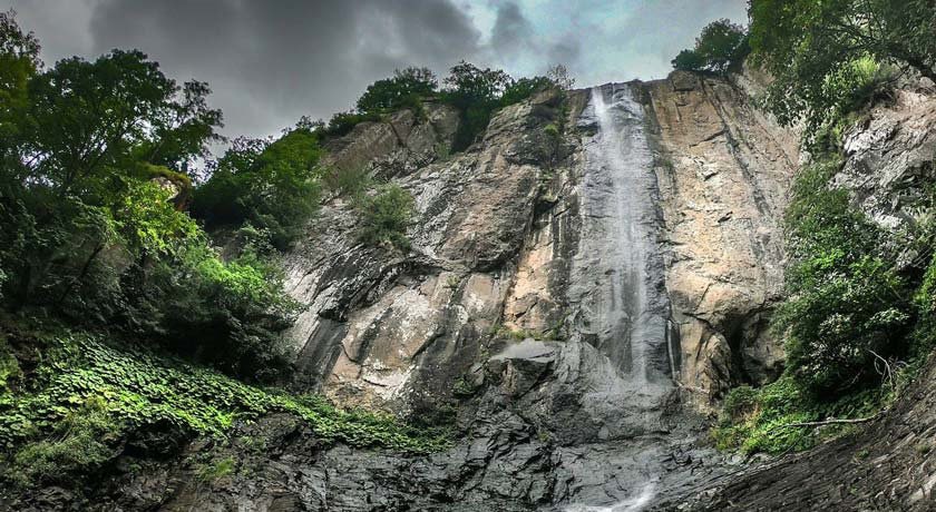 آبشار لاتون -  شهر گیلان