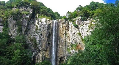 آبشار لاتون -  شهر گیلان