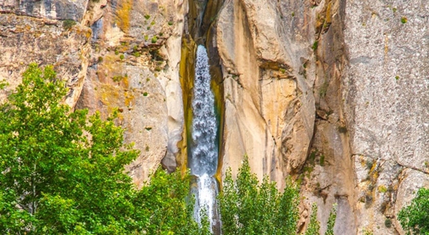  آبشار شاهان دشت شهرستان مازندران استان آمل