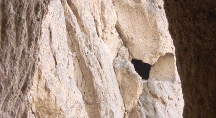 دخمه های سنگی کافر کلی -  شهر آمل