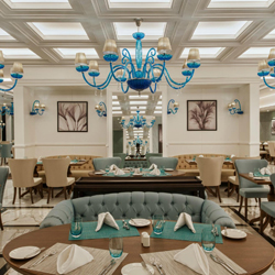 رستوران و بار هتل کایا پلازا استانبول