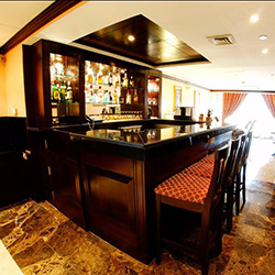 اگزکیوتیو لانج