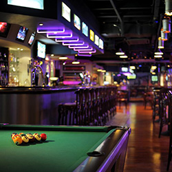 چمپیونز اسپورتز بار