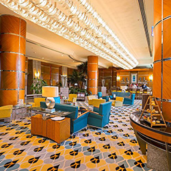 لابی لانج اکسیس