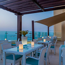 بایس اسکای بار