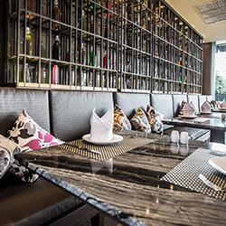 کافه و رستوران پرانگ