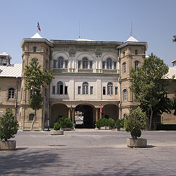 عمارت قزاقخانه