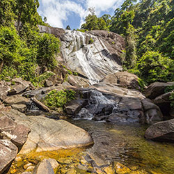 آبشارهای تلاگا توجو