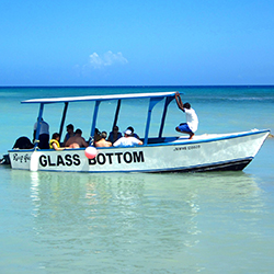 سواری با قایق کف شیشه ای در بالی