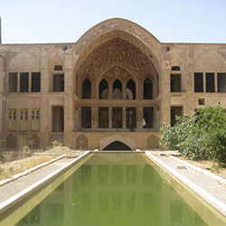 خانه شریفیان