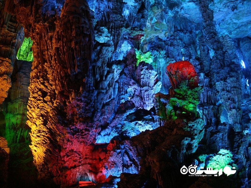 44.غار رید فلوت (Reed Flute Cave) در کشور چین