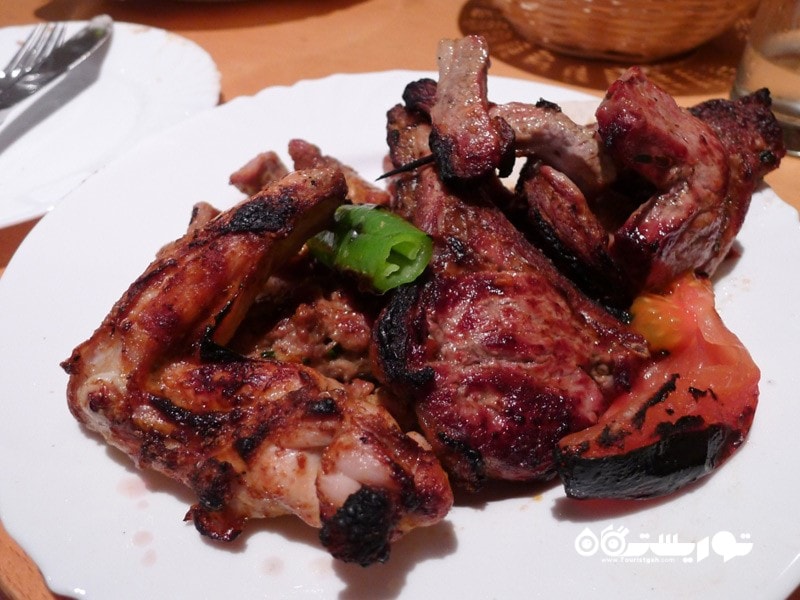 - کباب بره (LAMB KEBAB) در رستوران منقل 2 (MANGAL 2) 