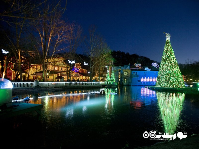 اِسموکی مَونتِین کریسمس (Smoky Mountain Christmas)