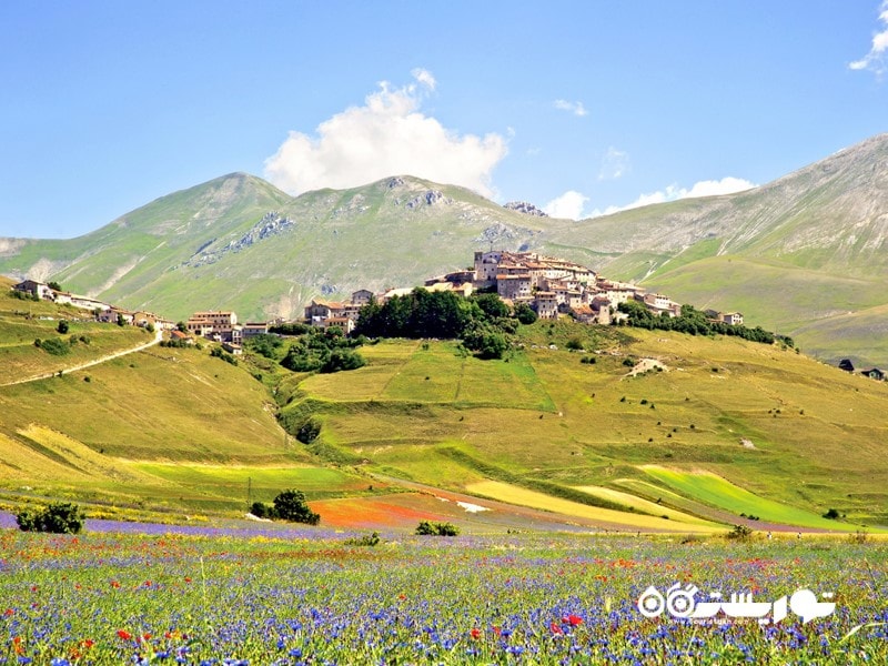 کاستِلوچو دی نورچا (Castellucio di Norcia) دهکده کوچکی در نزدیکی شهر نورچا