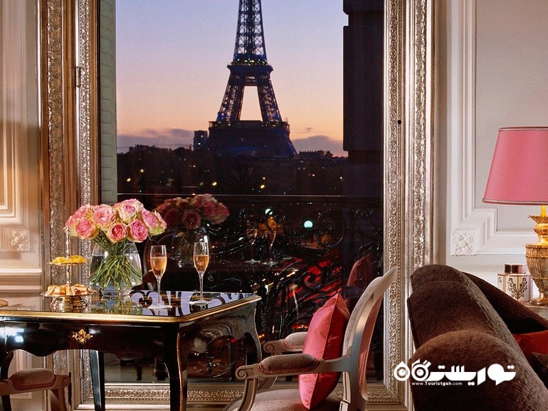 2- هتل پلازا آتن (Hotel Plaza Athenee) پاریس ، فرانسه