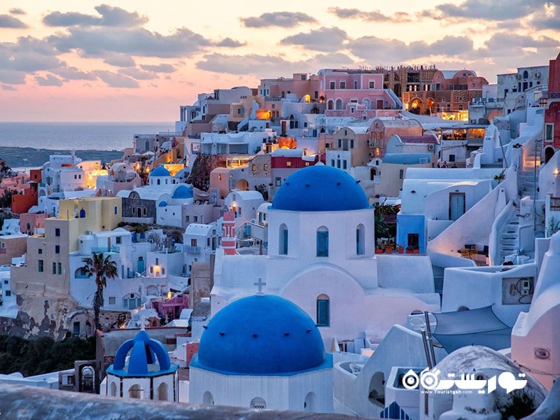 6. سانتورینی (Santorini)، یونان