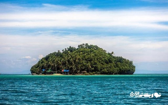 یکی از 7107 جزیره های فییلیپین