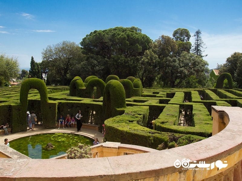 10. در باغ های مخفی هورتا (Horta)، در بارسلونا گم شوید