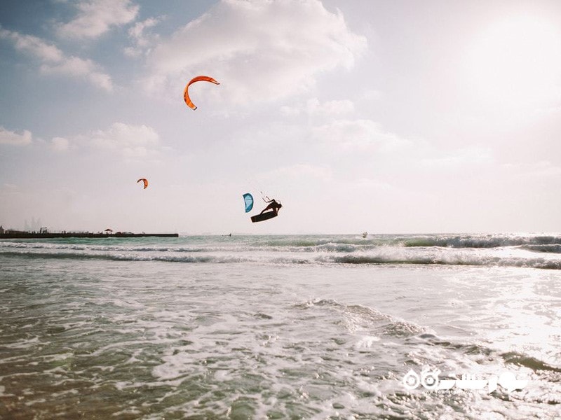 کایت سرفینگ (Kitesurfing) در دبی