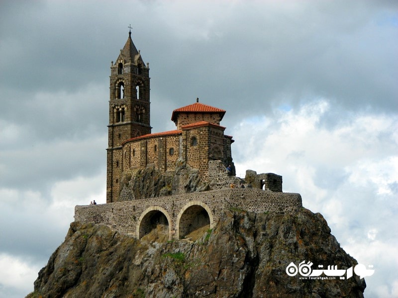 کلیسای سنت میشل (Chapelle St-Michel d’Aiguilhe) در کشور فرانسه