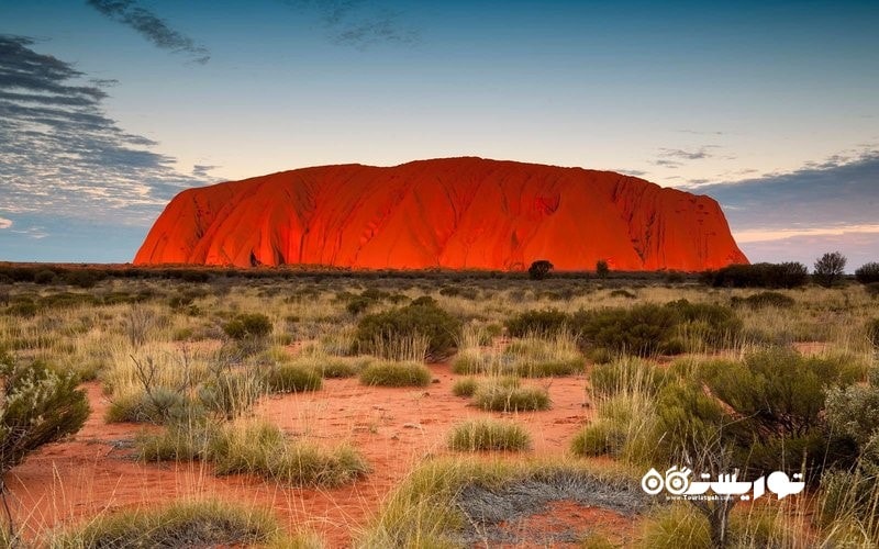 اولورو (Uluru)، استرالیا