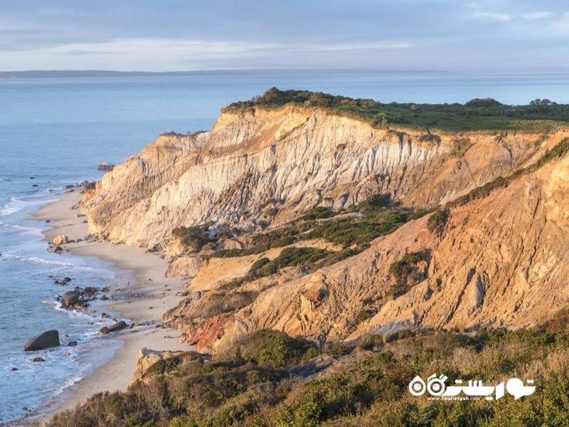 21. صخره‌ های آکوینا (Aquinnah)، مارتاز وینه یارد (Martha’s Vineyard)، ماساچوست