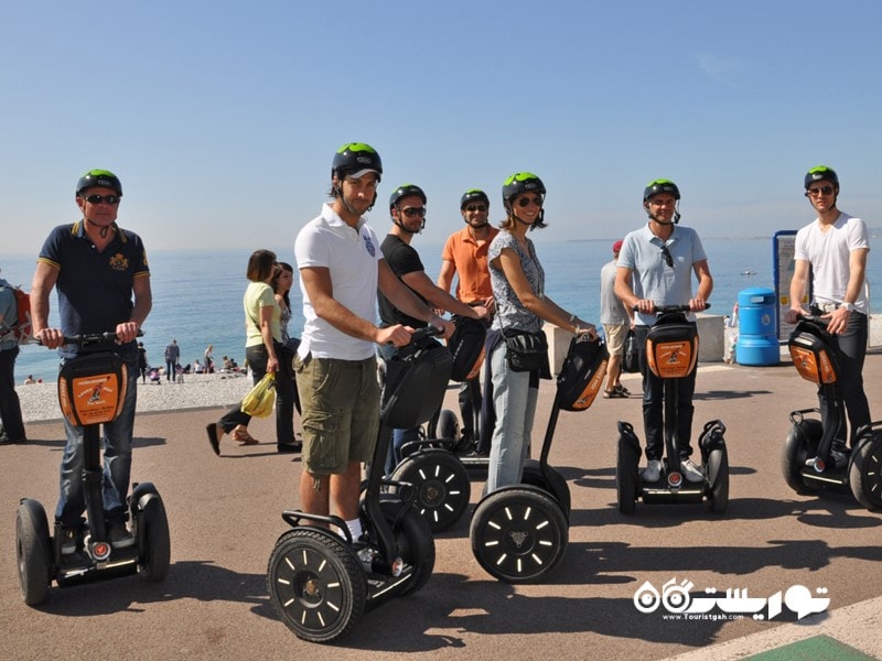 اسکوترهای سگوی (Segways)