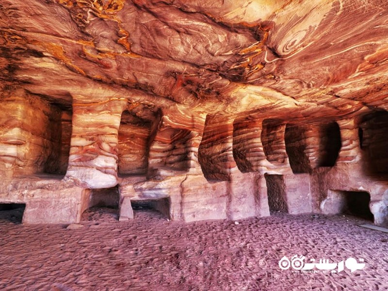 2. گنجینه معروف پترا در واقع یک قبرستان است