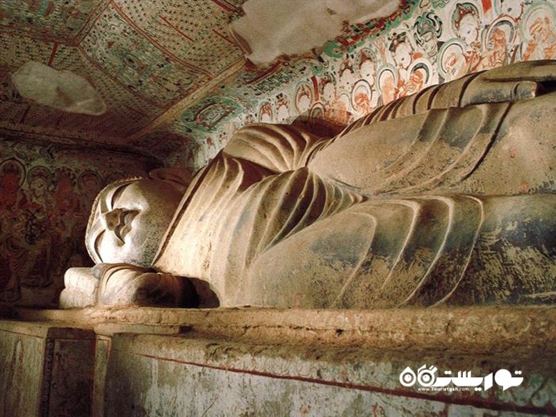 18.غارهای موگای (Mogao Caves)، چین