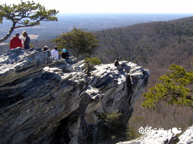 6. هنگینگ راک  (Hanging Rock)