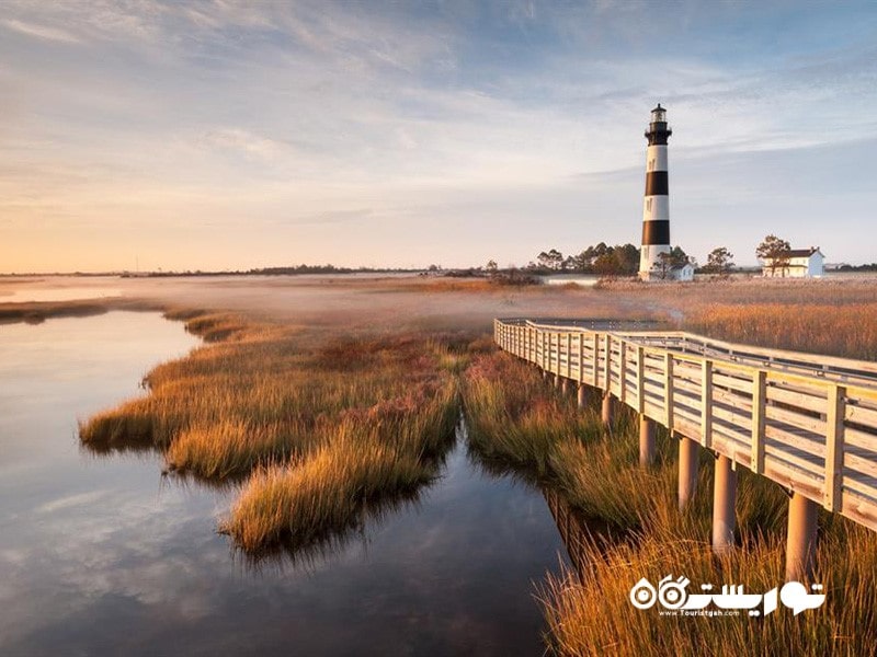 ایستگاه لایت جزیره بادی (Bodie Island Light Station)، کارولینای شمالی، ایالات متحده