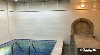 نمای استخر هتل بسفر باکو