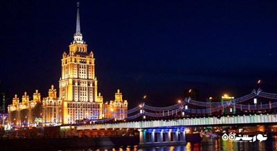 نمای شب هتل رادیسون رویال مسکو