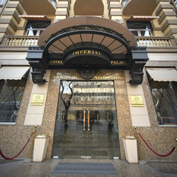 هتل امپریال پلس (پالاس) ایروان