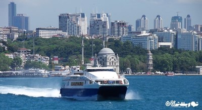 سرگرمی سفر دریایی بسفروس شهر ترکیه کشور استانبول