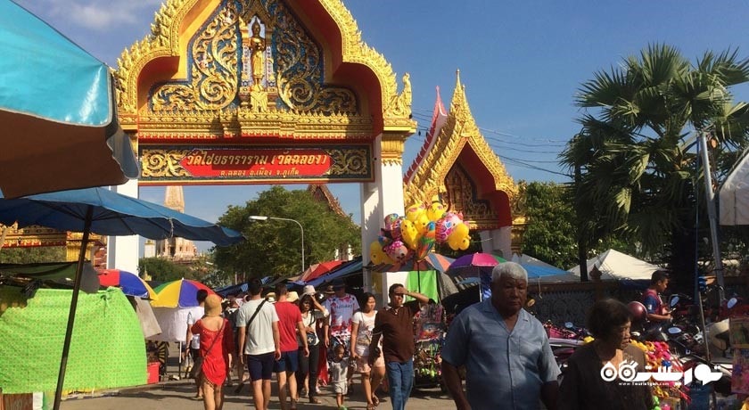 مرکز خرید بازار معبد کارون شهر تایلند کشور پوکت