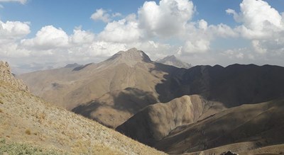  کوه مهرچال شهرستان تهران استان اوشان، فشم و میگون