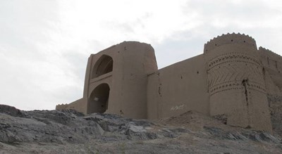  قلعه هرفته شهرستان یزد استان مهریز