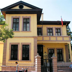 موزه خانه آتاتورک